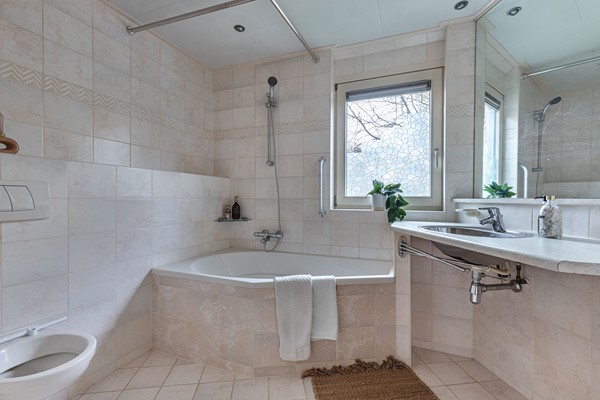 Medium property photo - Bourgondiëstraat 21, 8303 GW Emmeloord